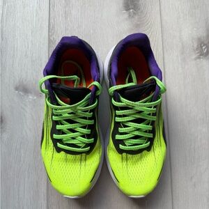 Saucony endorphin shift 2 women’s size 7.5